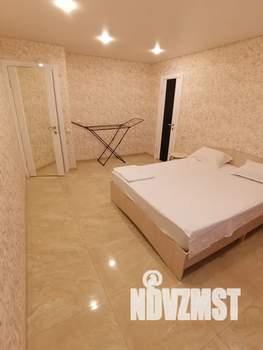 3-к квартира, посуточно, 84м2, 1/10 этаж