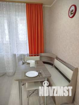 1-к квартира, посуточно, 34м2, 8/10 этаж