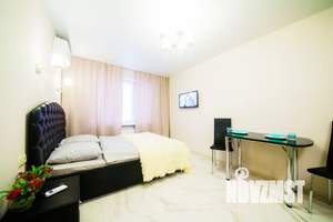 Студия квартира, посуточно, 32м2, 2/24 этаж