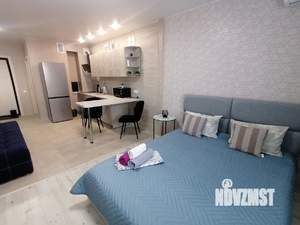 Студия квартира, посуточно, 34м2, 8/10 этаж