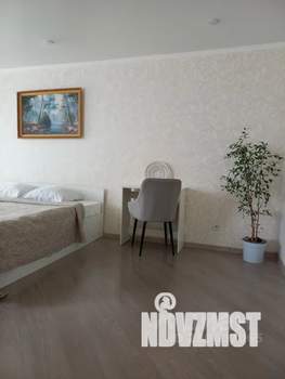 Студия квартира, посуточно, 32м2, 2/5 этаж