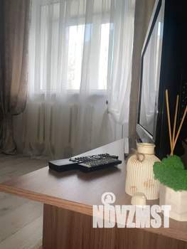 1-к квартира, посуточно, 40м2, 2/9 этаж