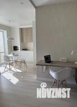 1-к квартира, посуточно, 42м2, 1/1 этаж