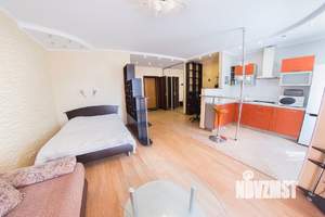 Студия квартира, посуточно, 35м2, 5/10 этаж