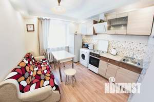 1-к квартира, посуточно, 35м2, 1/1 этаж