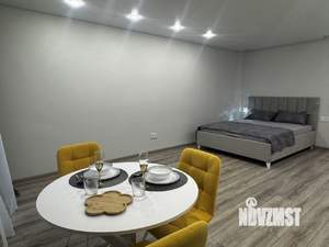 Студия квартира, посуточно, 34м2, 2/9 этаж