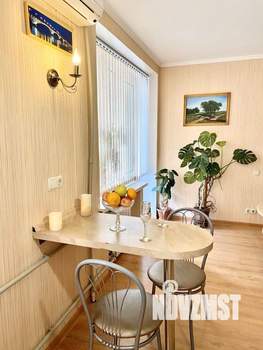 Студия квартира, посуточно, 33м2, 3/5 этаж