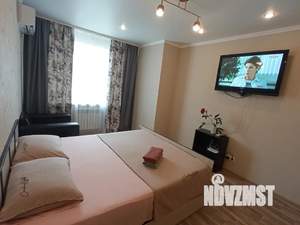 1-к квартира, посуточно, 37м2, 1/16 этаж