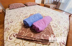 2-к квартира, посуточно, 50м2, 1/1 этаж