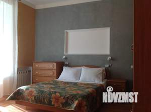 1-к квартира, посуточно, 68м2, 2/2 этаж