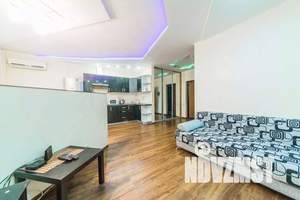 1-к квартира, посуточно, 50м2, 8/19 этаж