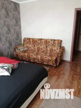 1-к квартира, посуточно, 40м2, 3/10 этаж