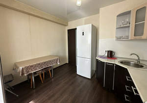 1-к квартира, на длительный срок, 40м2, 4/10 этаж