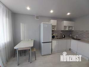 Студия квартира, посуточно, 38м2, 3/14 этаж