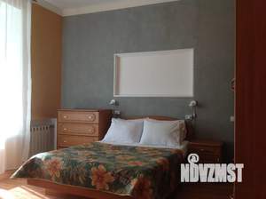 1-к квартира, посуточно, 46м2, 2/2 этаж