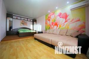 1-к квартира, посуточно, 44м2, 9/12 этаж