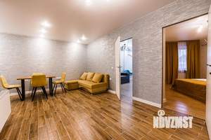 2-к квартира, посуточно, 60м2, 1/1 этаж