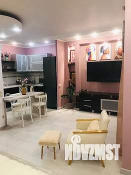 Студия квартира, посуточно, 53м2, 5/19 этаж