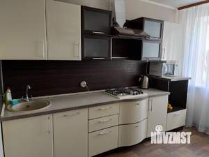 1-к квартира, посуточно, 38м2, 3/10 этаж