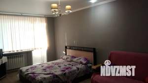 1-к квартира, посуточно, 38м2, 7/10 этаж