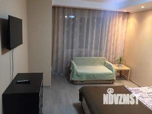 1-к квартира, посуточно, 38м2, 2/14 этаж