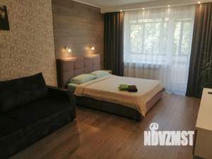 1-к квартира, посуточно, 40м2, 3/9 этаж