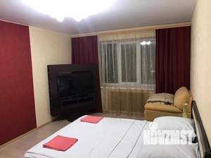 3-к квартира, посуточно, 79м2, 1/1 этаж