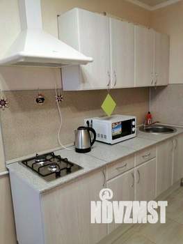 1-к квартира, посуточно, 42м2, 1/1 этаж