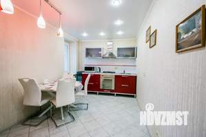 1-к квартира, посуточно, 44м2, 4/10 этаж