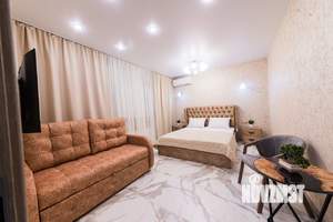 2-к квартира, посуточно, 65м2, 1/27 этаж