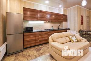 1-к квартира, посуточно, 44м2, 3/18 этаж