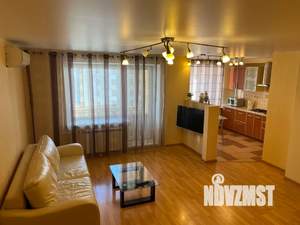 Студия квартира, посуточно, 45м2, 5/10 этаж