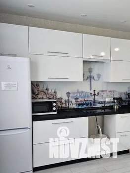 Студия квартира, посуточно, 36м2, 4/14 этаж