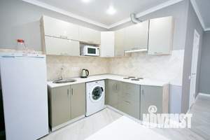 1-к квартира, посуточно, 40м2, 18/23 этаж