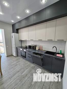 1-к квартира, посуточно, 40м2, 25/25 этаж