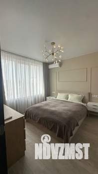 1-к квартира, посуточно, 43м2, 11/19 этаж