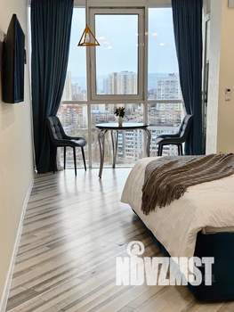 Студия квартира, посуточно, 30м2, 23/25 этаж