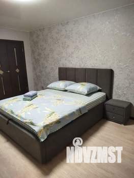 1-к квартира, посуточно, 38м2, 7/10 этаж