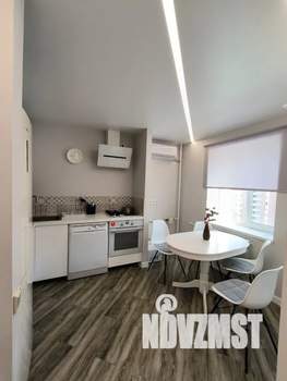 1-к квартира, посуточно, 40м2, 9/10 этаж