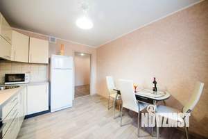 1-к квартира, посуточно, 53м2, 6/10 этаж