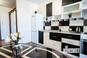 Студия квартира, посуточно, 52м2, 19/19 этаж