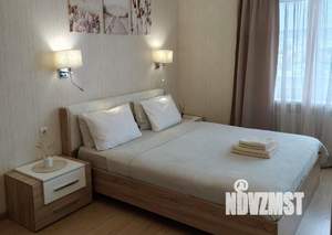 1-к квартира, посуточно, 49м2, 1/1 этаж