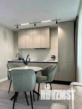 1-к квартира, посуточно, 40м2, 10/10 этаж