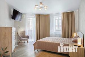 1-к квартира, посуточно, 42м2, 1/1 этаж