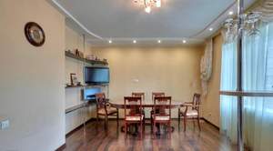 3-к квартира, на длительный срок, 120м2, 4/9 этаж