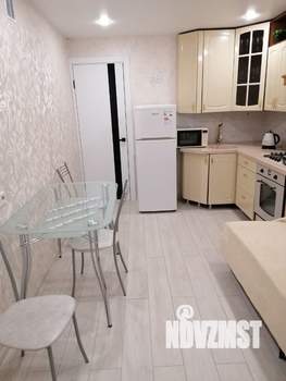 1-к квартира, посуточно, 37м2, 9/10 этаж