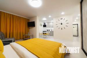 Студия квартира, посуточно, 45м2, 1/23 этаж