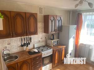 1-к квартира, посуточно, 40м2, 8/10 этаж