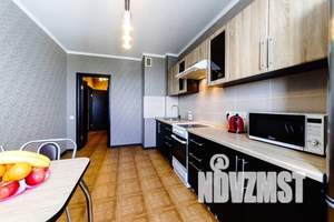 1-к квартира, посуточно, 45м2, 23/25 этаж