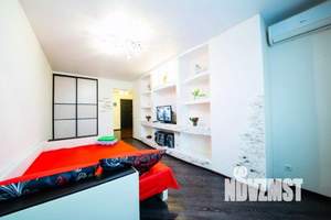 1-к квартира, посуточно, 35м2, 1/1 этаж